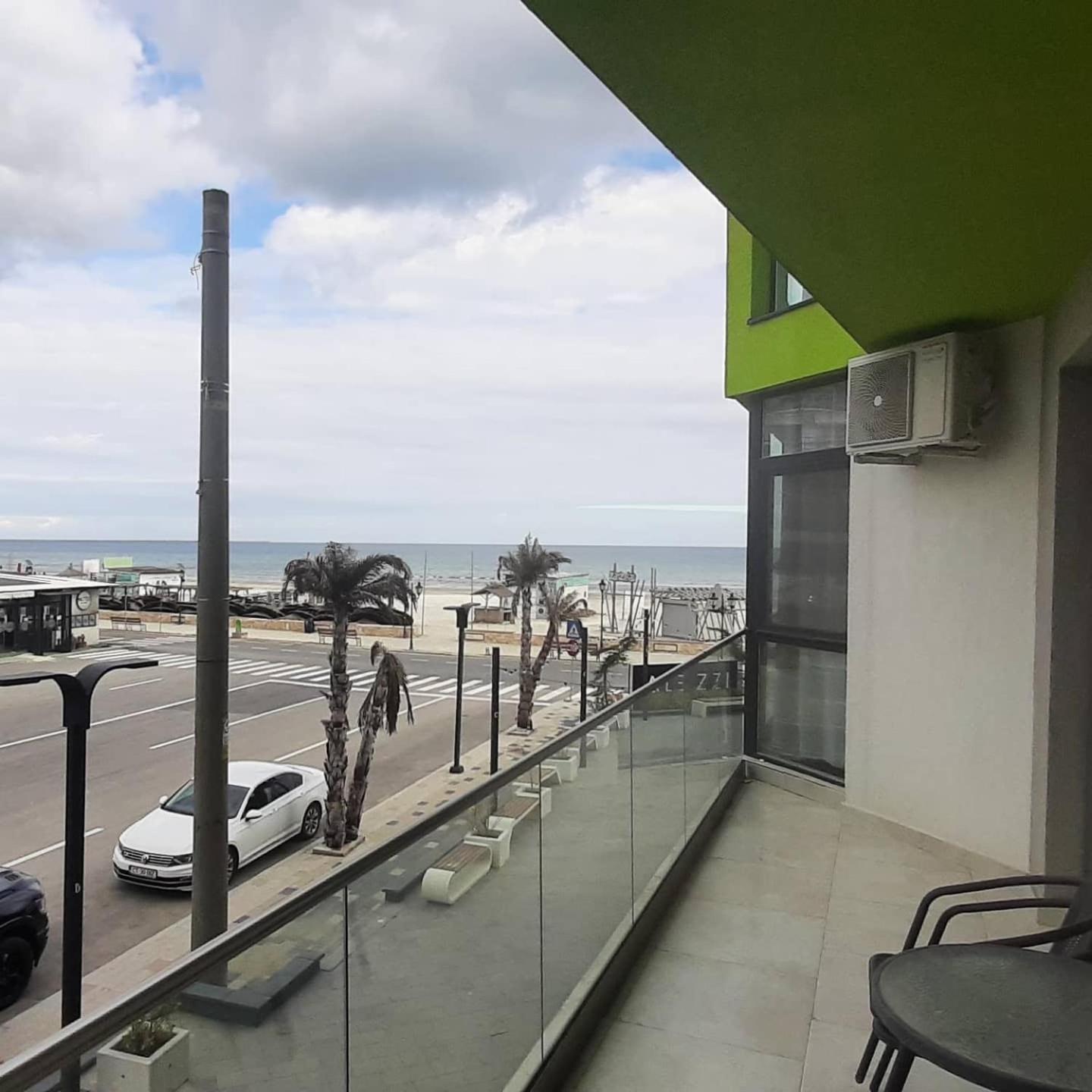 Alz Beach Apartments In Alezzi Beach Resort Năvodari المظهر الخارجي الصورة